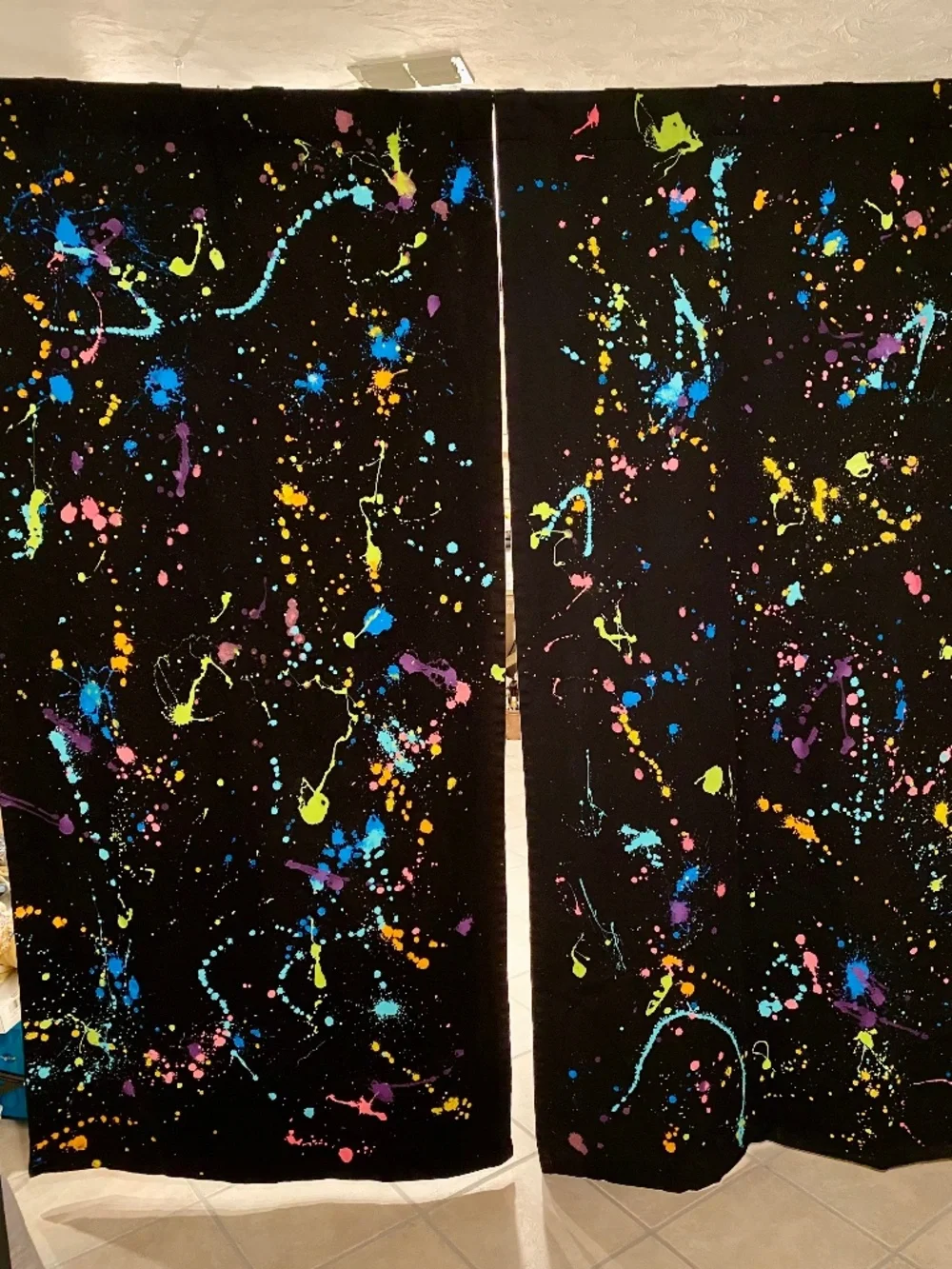 🫟 38 x 78 or 41 x 61 Black Curtains 😎 2 Panels in each set 💥 80’s Splat Neon
